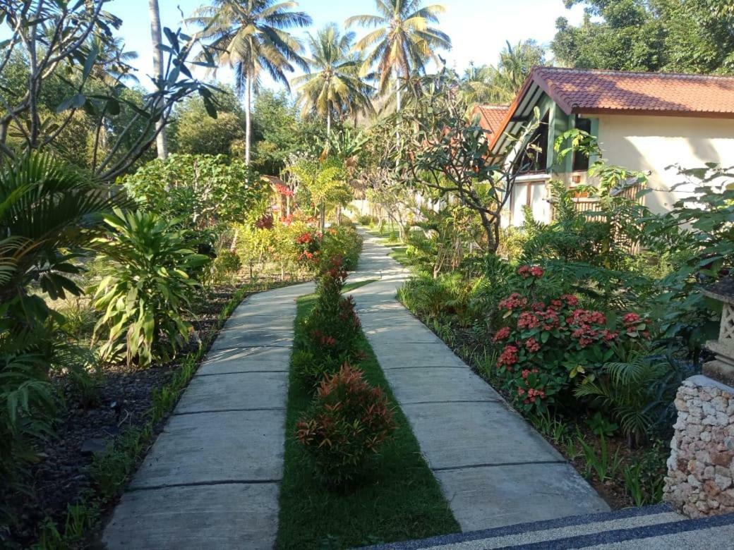 Hotel The Hamlet Kuta  Exterior foto